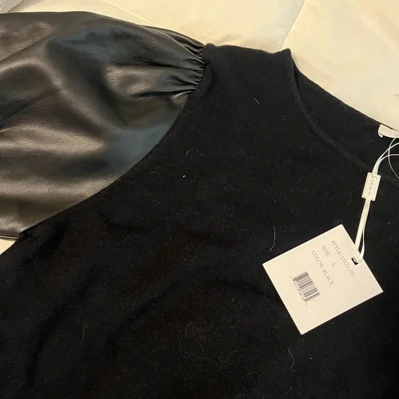 Black Puff Sleeve Leather Women's Top - Picture 4 of 5